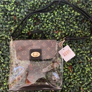 Clear bag/ Clear Crossbody / Clear Backpack stadium bag 💼🤎🖤 🎁🎄